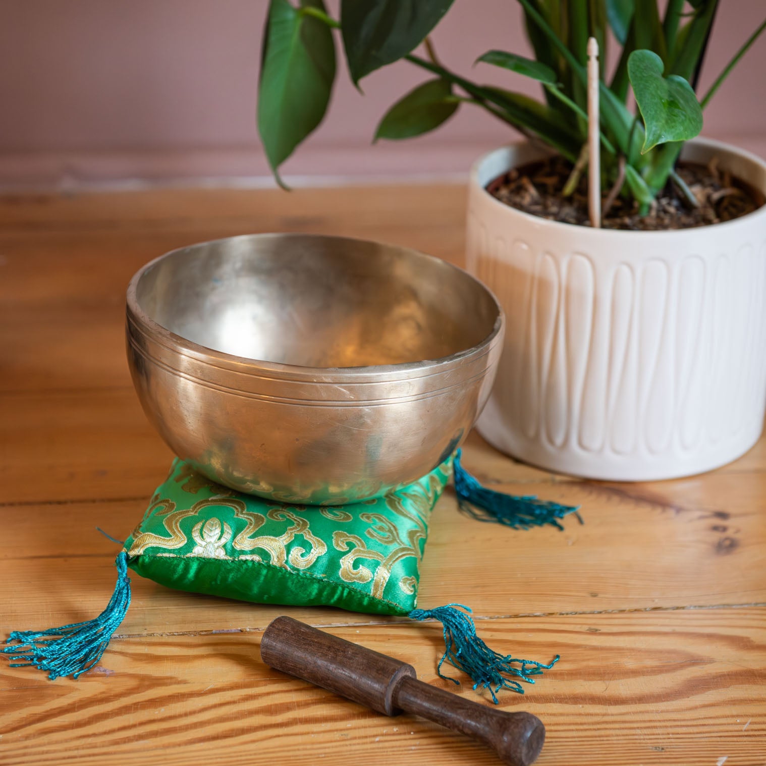 Special Lingam Singing Bowl No.35