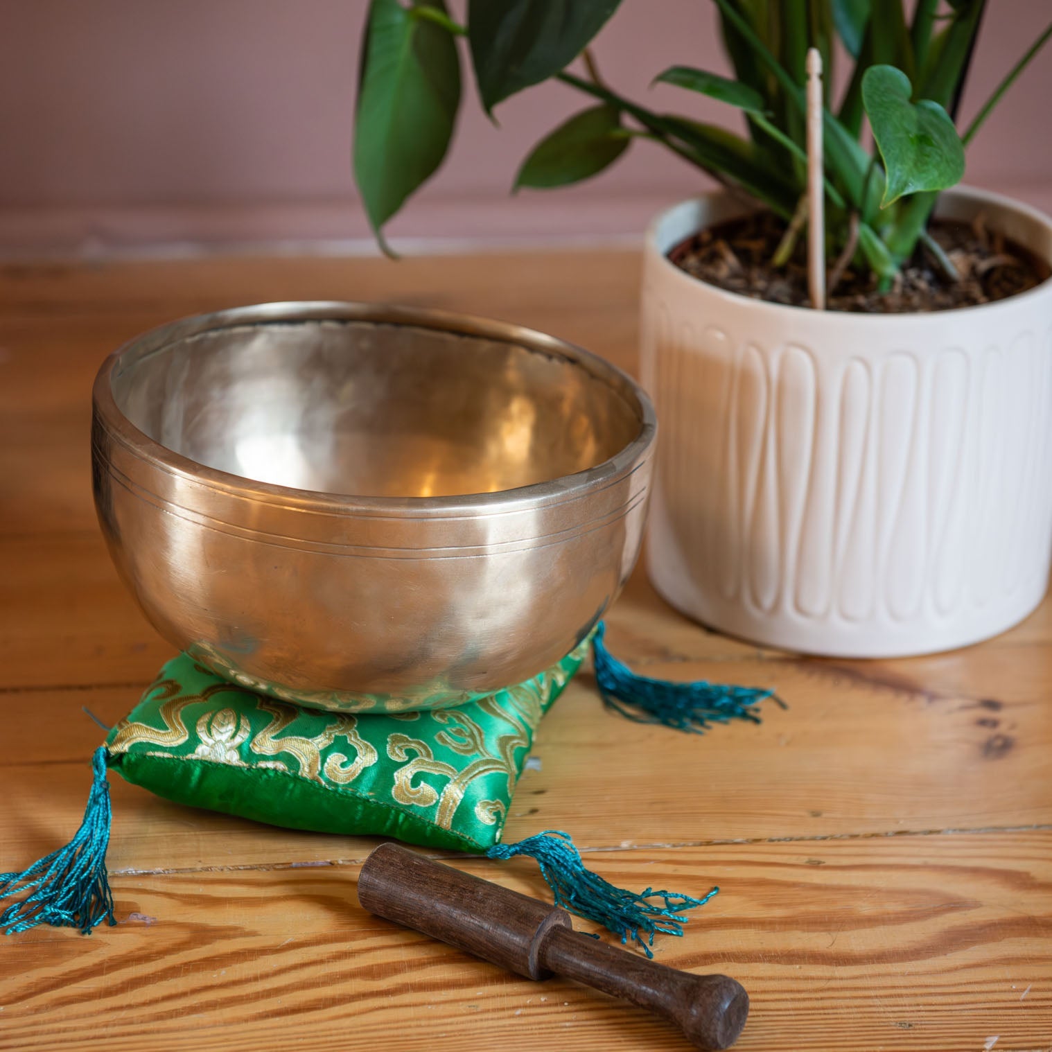 Special Lingam Singing Bowl No.36